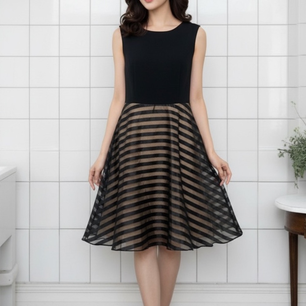 Elegant Black and Tan Striped Dress (BR666()